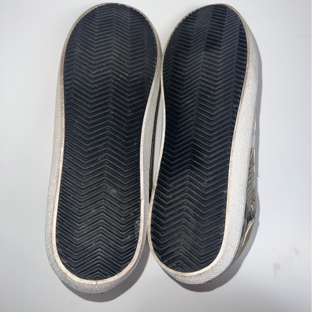 *Steve madden- Snake print lace up casual shoes - Picture 7 of 8